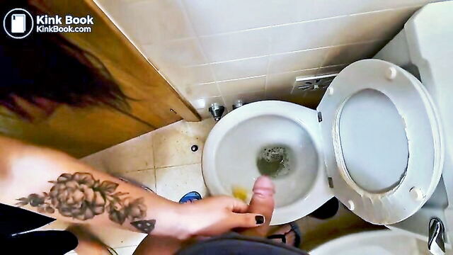 daynia14 - helpful stepsister strokes cock