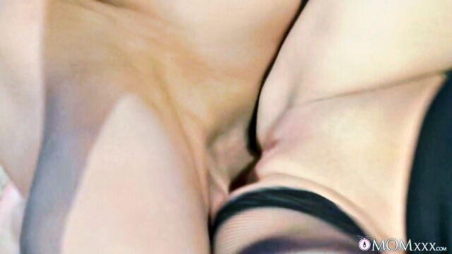 Caroline Ardolino - caroline ardolino MilfXXX Mom XXX