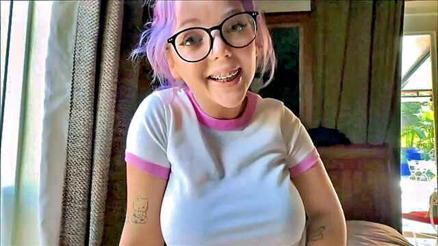 my stepsister is my number one fan on onlyfans : Onlyfans