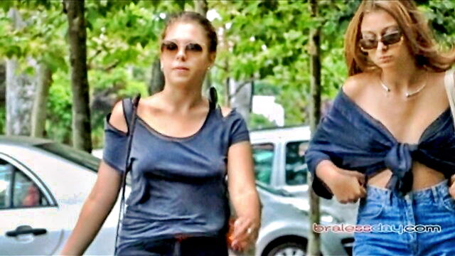 big tits jiggle, braless, erect nipples - shaking braless jiggles