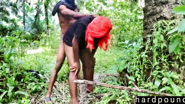 hot girlfriend bush doggystyle : Hardpound