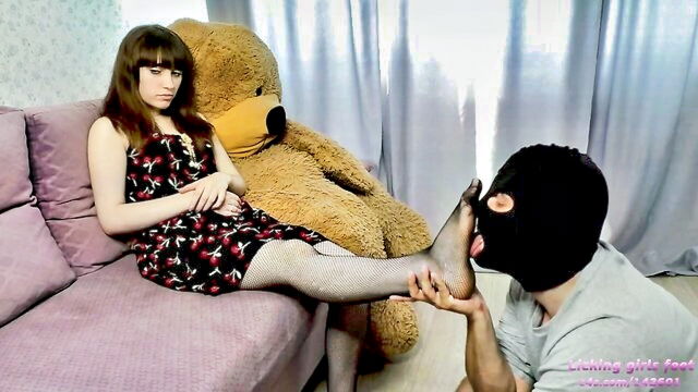 foot worship, pantyhose, foot fetish - fishnet pantyhose foot fetish LIVE FOOT WORSHIP