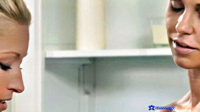 blonde, handjob, pussy-licking - lola myluv oiled threesome