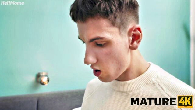 pov, mature, mom - blue pearl rides big cock