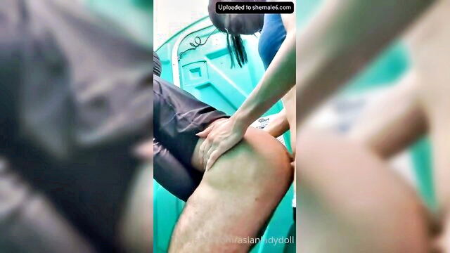 tstaylor9 - young white guy fucks hot shemale