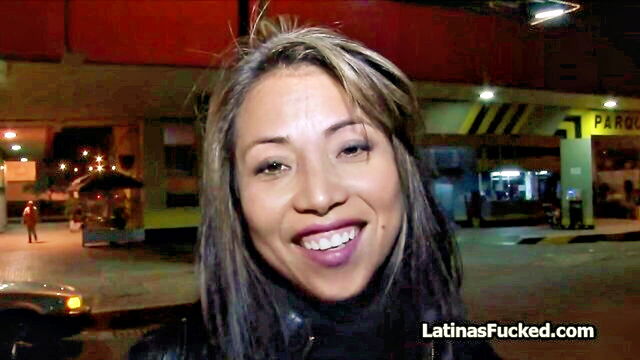 amateur, latina, pick up - hispanic slut in car