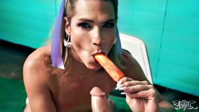 kinky jayden marcos indoor action : Trans Angels