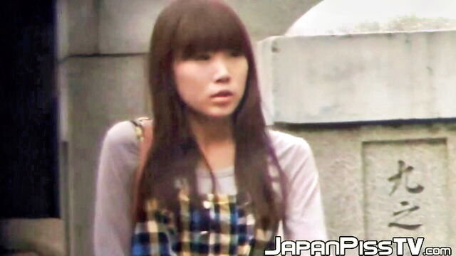 cute japan girls peeing : Piss Japan TV