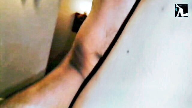 cute srilankan girl gets fucked hard