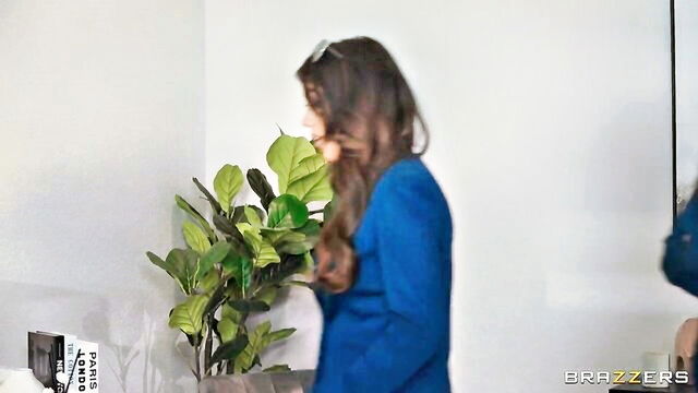 Ryan Reid - lesbian cops vs horny housewife