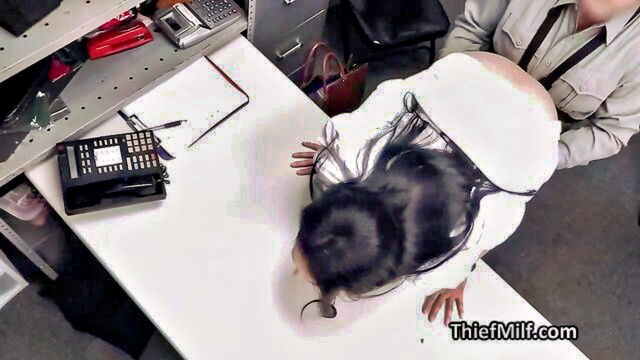 nurse hole check_highlighter