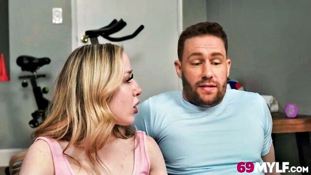 Sam Shock, Alaina Taylor - yoga milf blowjob