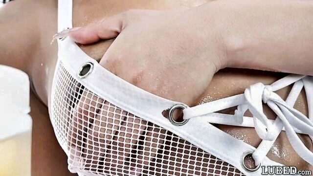 lustrous latino porn : Lubed