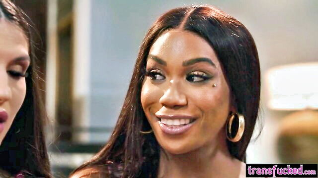 Jewelz Blu - big ass mommy rough sex