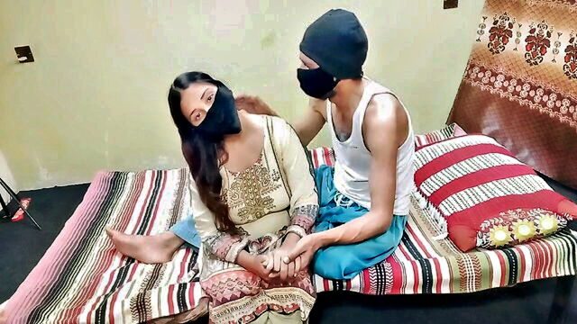 indian aunty, desi sex, indian desi - indian bhabhi public fuck