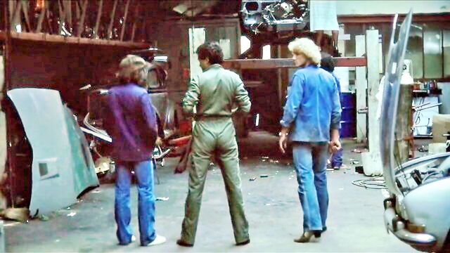 vintage group anallicing