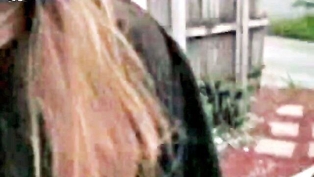 amateur babe outdoor blowjob : Street Blowjobs