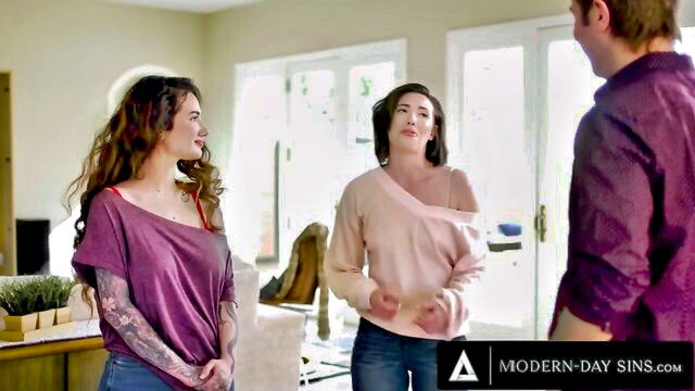 casey calvert, arabelle raphael - lesbian affair with big ass