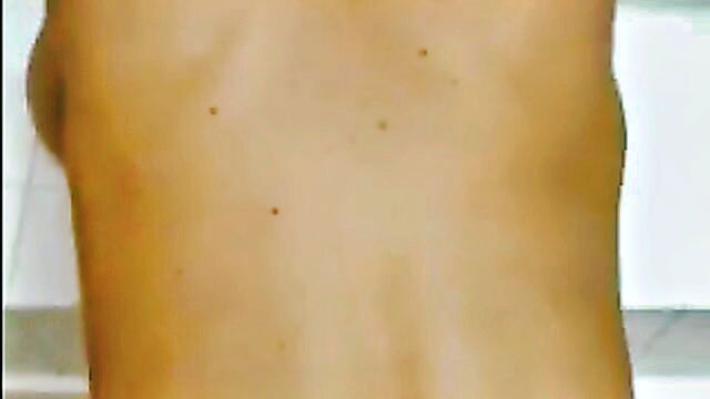 room to, stud, taking bath - Steamy bathroom chat room action