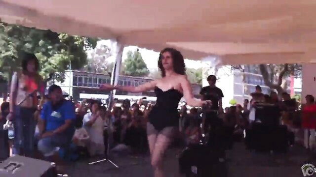 thrilling, singer, boobs - webcam singing boobs reveal