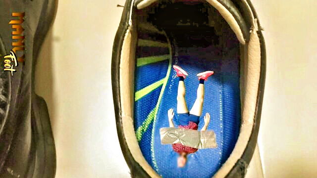 foot fetish, feet fetish, feet - Foot fetish with Lil Fellow