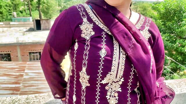 bhabhi pussy fucked in hindi