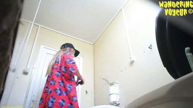 wandering voyeur, toilet, amateur - russian spy cam video