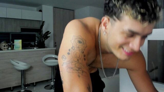 noha_miler, male webcam, record private - turkish balls latex noha_miler