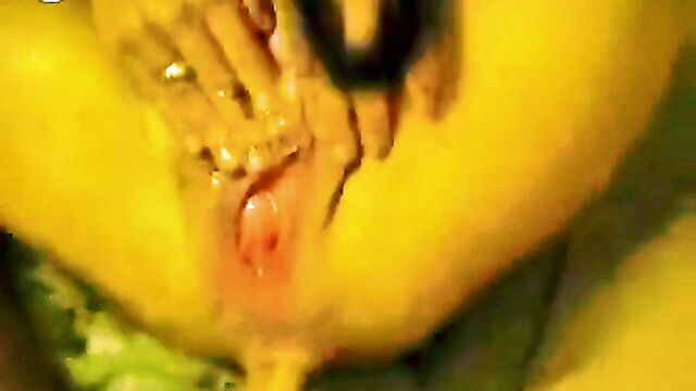 scatrina live stream pissing sex