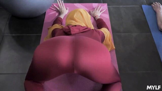 anissa kate gym dick : Groovy Amateurs