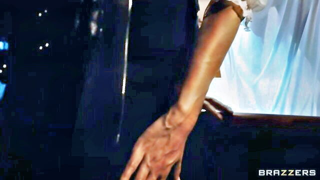 jasmine sherni, luna star - brazzers maybe