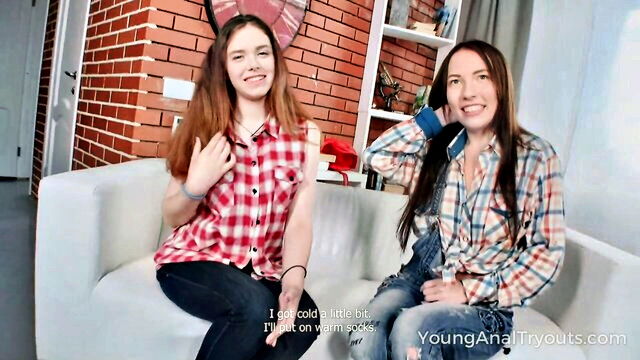 two guys, guys fuck, on the sofa - linda weasley sofa threesome