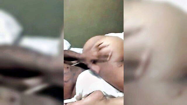 webcam, mom, tattoos - periscope webcam porn