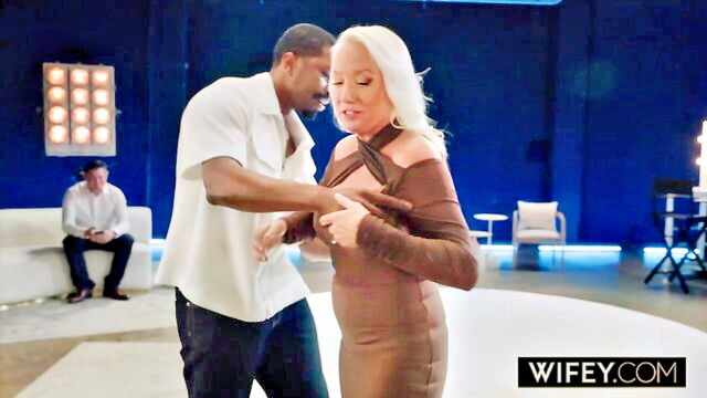 mom, interracial, blonde - hotwife taylor upton bbc