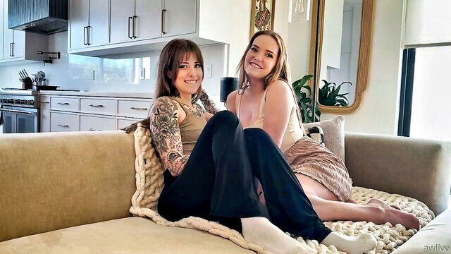 threesome, internazionali, trio ffm - mia moglie porta a casa