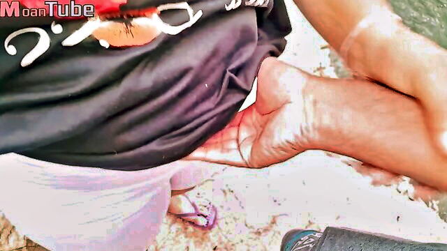 vilashini - sri lanka couple outdoor sex