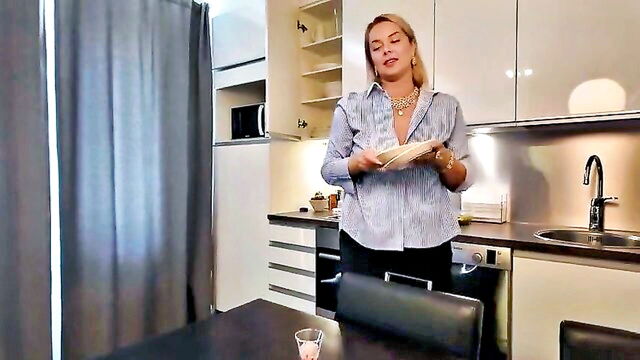 qombol - turkish stepmom blowjob