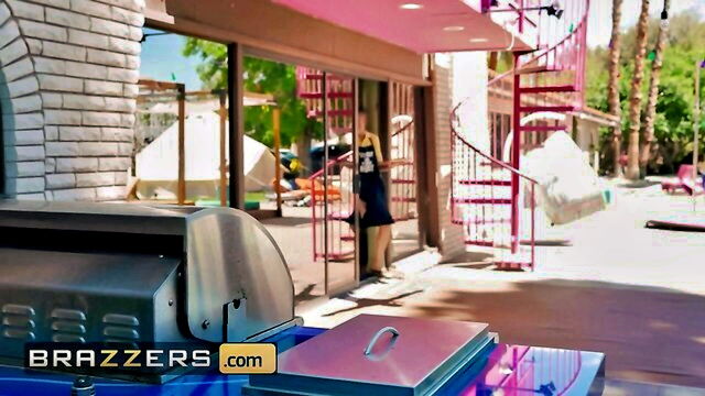 scott nails, jayla page - brazzers bombshell jayla page