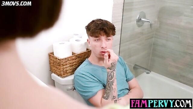 Nasty - Stepbro discovers stepsister’s pussy