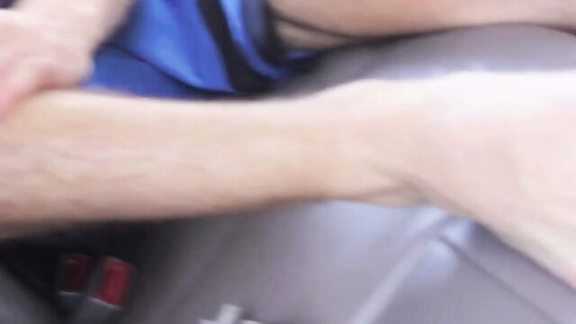 foot fetish, amature, fetish - xander foot fetish in car