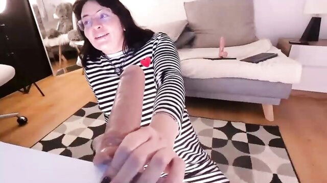 anah_ - anah_ chaturbate feet fuck