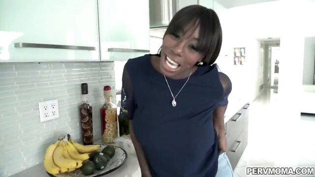 blowjob, porn video, mom - blackstepmom mystique bigboobs