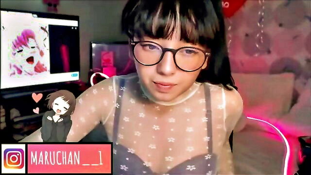 Bogota teen shows big boobs