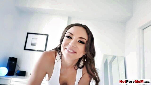 latina milf havana bleu