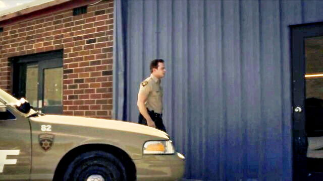 shelley hennig - stretchy teen shelley hennig