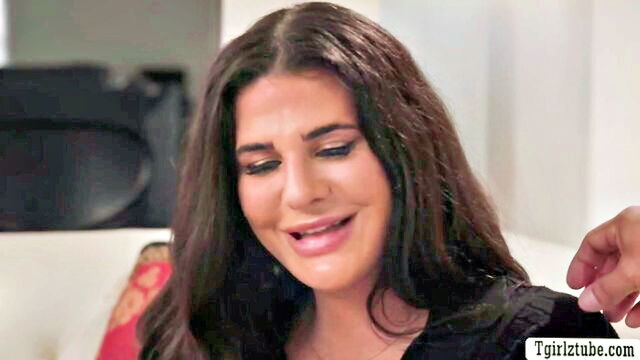 draven navarro - trans babysitter blowjob