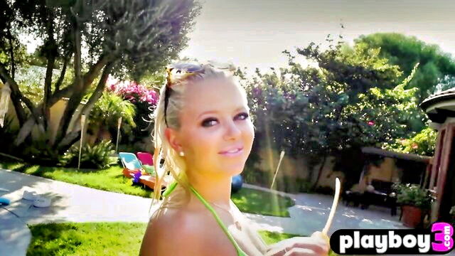 raunchy babes sex orgy