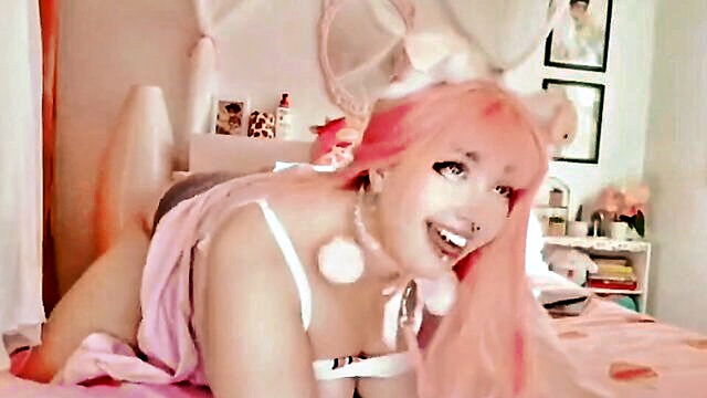 Ahegao - voluptuous cosplayer with massive derriere   subscribe for more and suggest topics cosplay