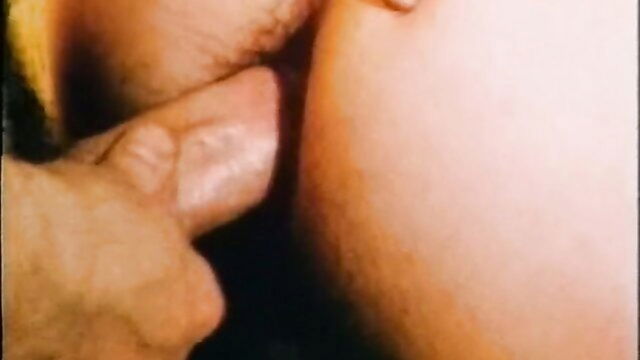 blonde liebesschülerinnen vintage porn : Mike Hunter