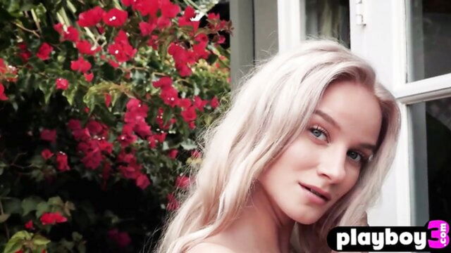 roxy shaw, playboy, blonde - blondie perfect arse show
